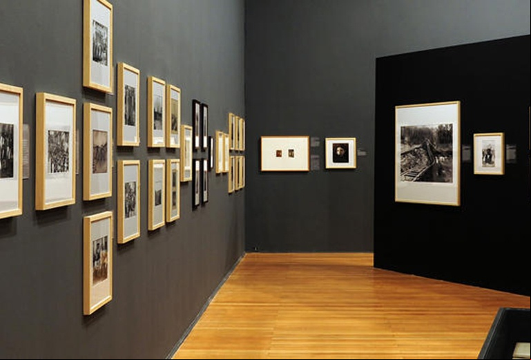 A fotografia na construção da imagem da nação: 1833-2003 (2012 - 2013)